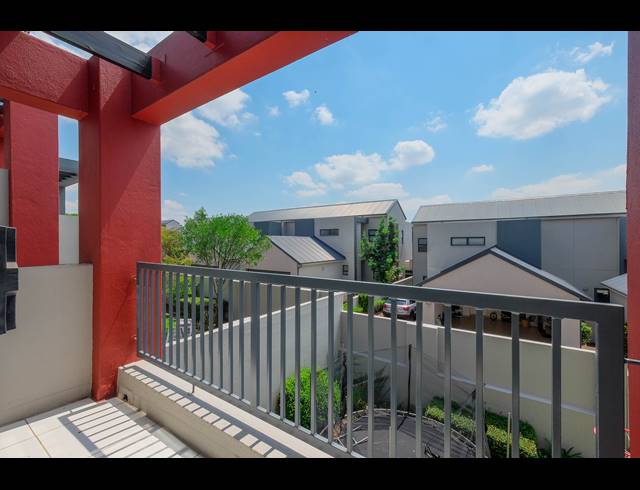 3 BEDROOM APARTMENT TO LET IN PAULSHOF